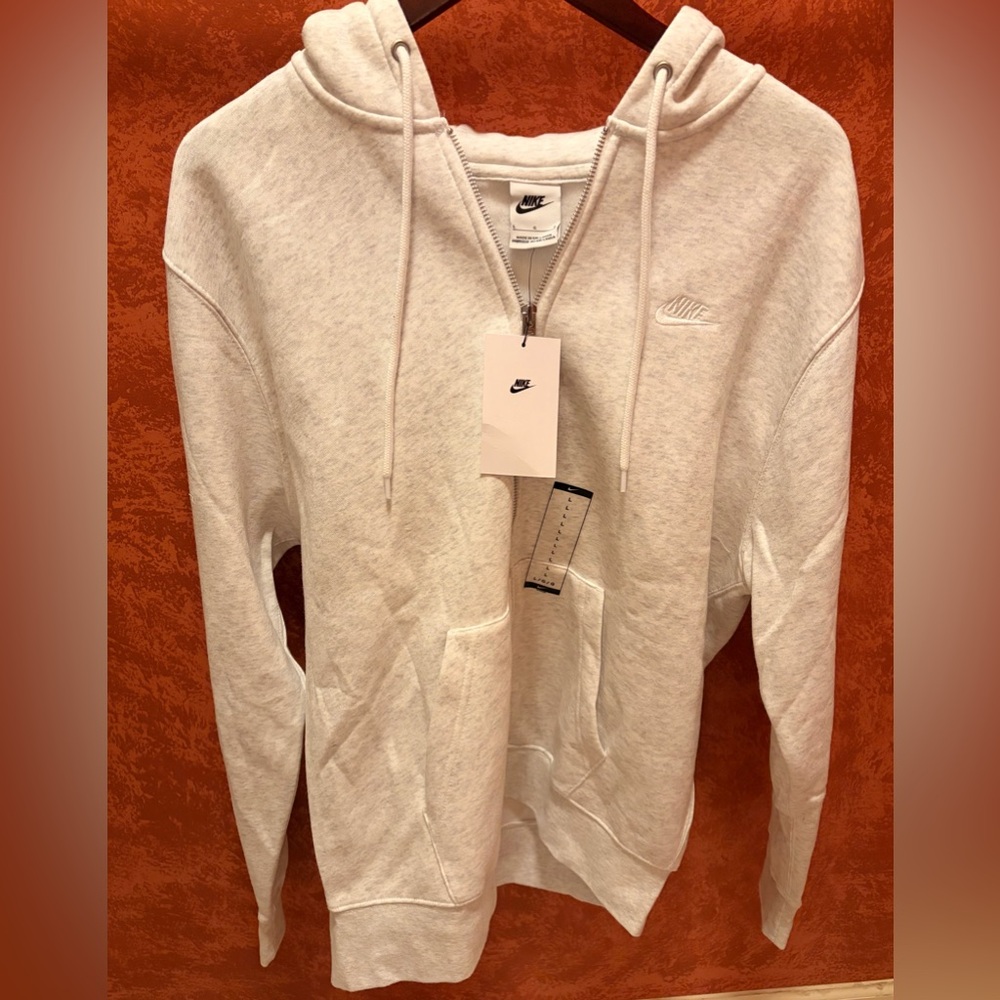 Nike Full-Zip Fleece Hoodie. New, Gray, Men’s Large. FN3861-051
